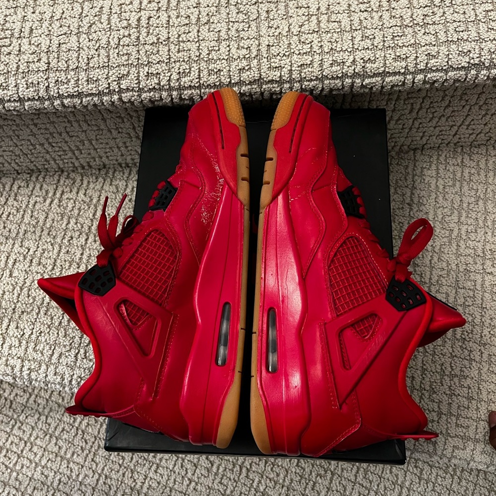 Jordan 4 Retro NRG, size 10.5 M, 12.5 W (Unisex)